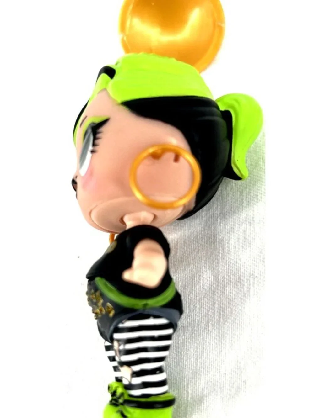 Bhaddie LOL Surprise Remix Rock with Accessories 3.5